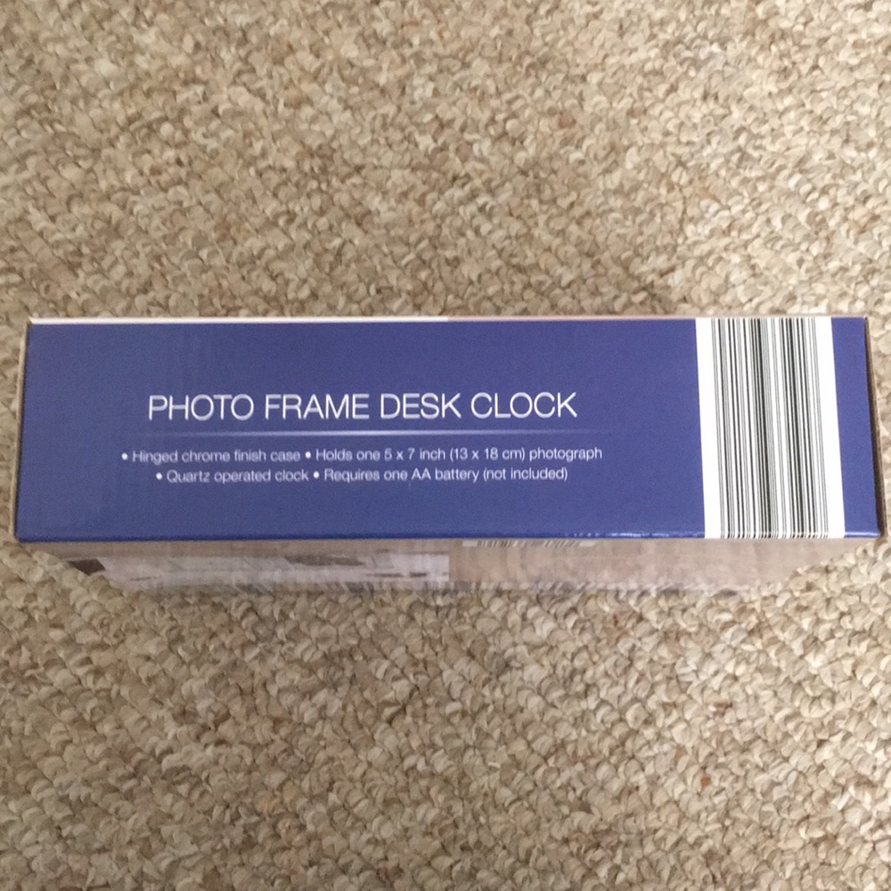NIB! Photo Frame Desk Clock - Picture 2 of 4